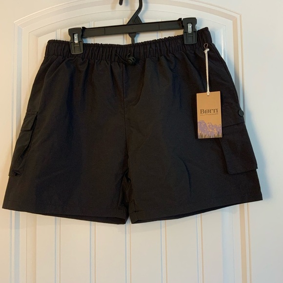 Born Active Women's Black Shorts NWT - Picture 1 of 3